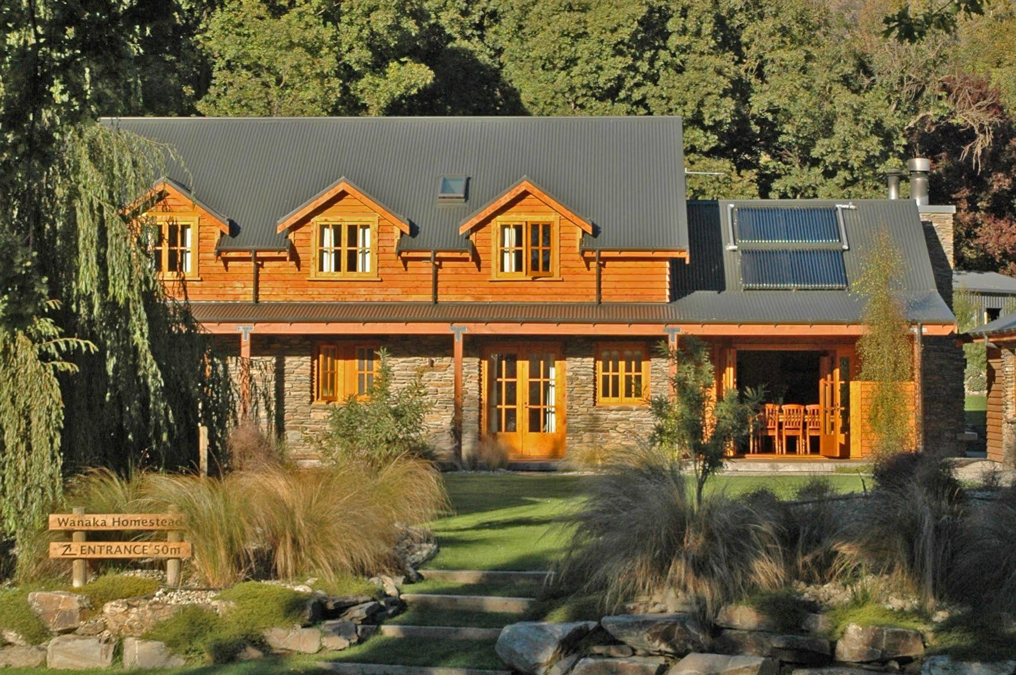 Wanaka Homestead Lodge & Cottages Esterno foto